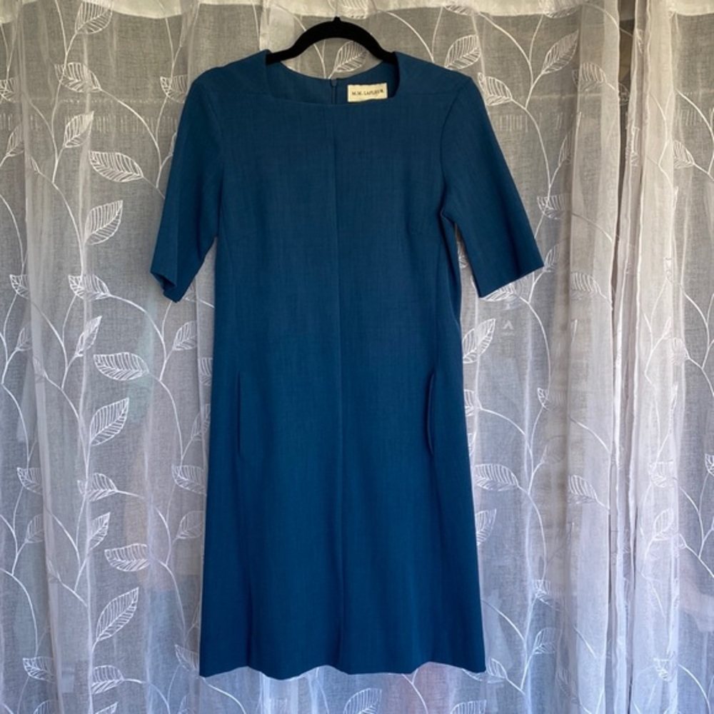 M.M.Lafleur blue slim fitting short sleeve dress with pockets square neckline